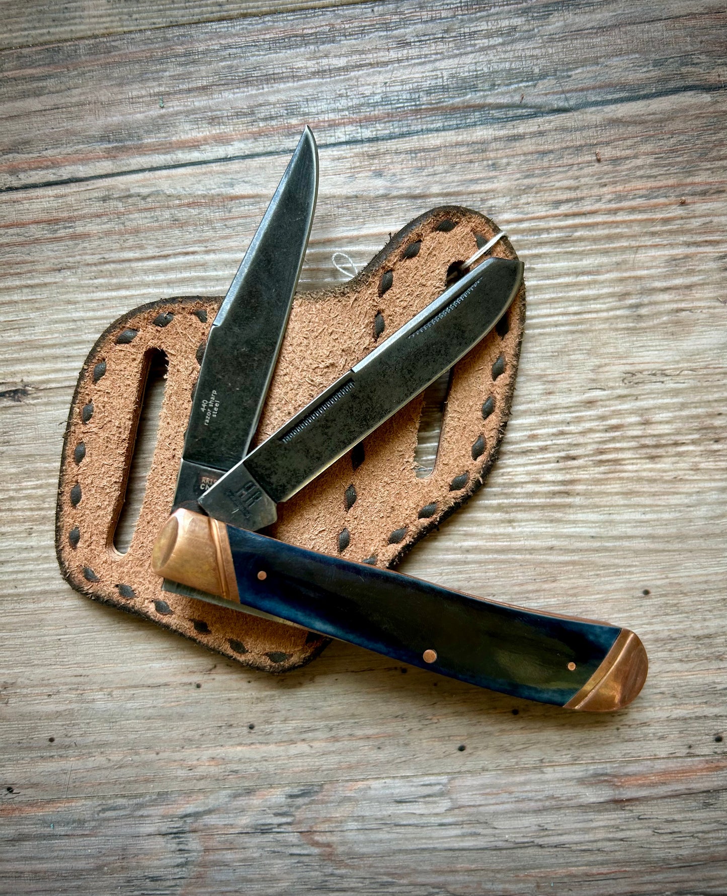 Buckstitch Knife Pocket